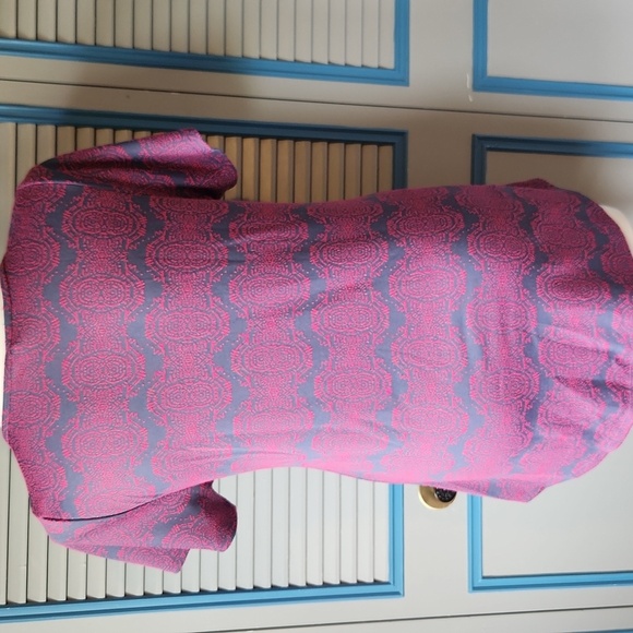 LuLaRoe Grey & Pink Scoop Neck Top - Picture 7 of 10